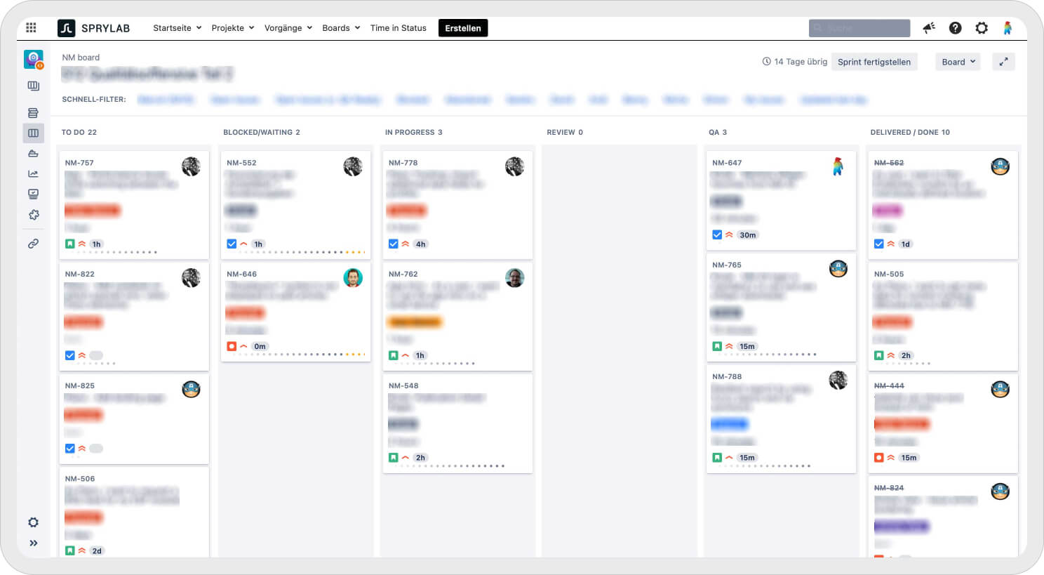Digitale Projektmanagement-Software mit Spalten für To Do, Blockiert, In Bearbeitung, QA und Erledigt.