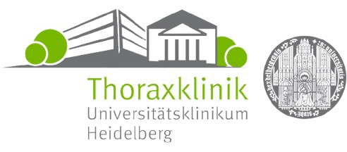 Logo der Thoraxklinik des Universitätsklinikums Heidelberg mit Klinikgebäuden und Siegel.