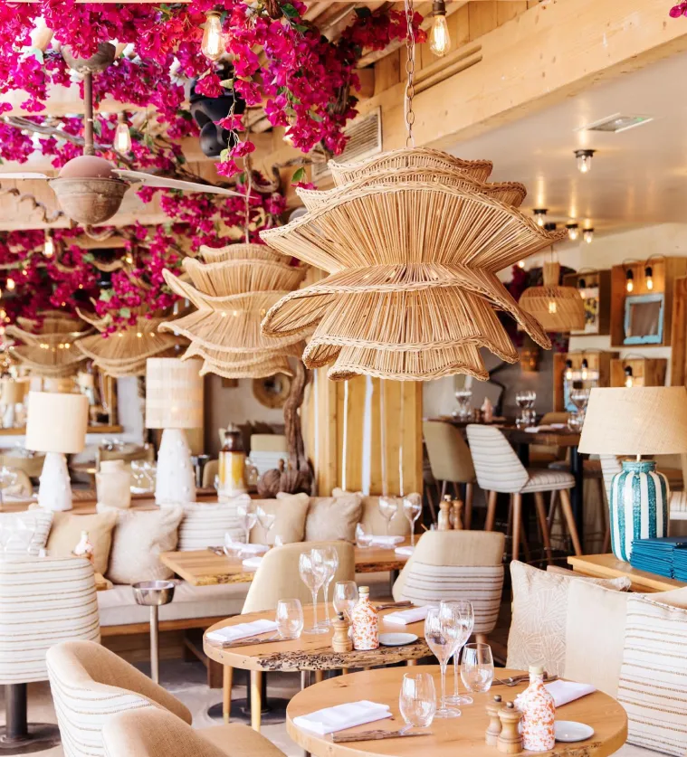 Grande salle de restaurant La Petite Plage