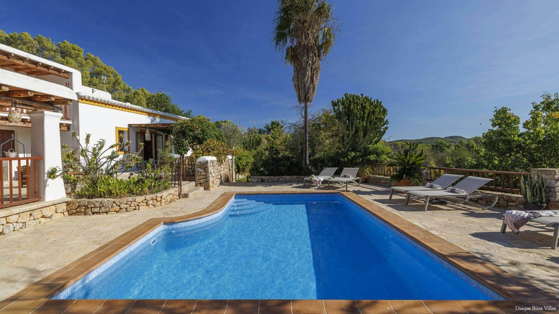 Ibiza Villa Amenites