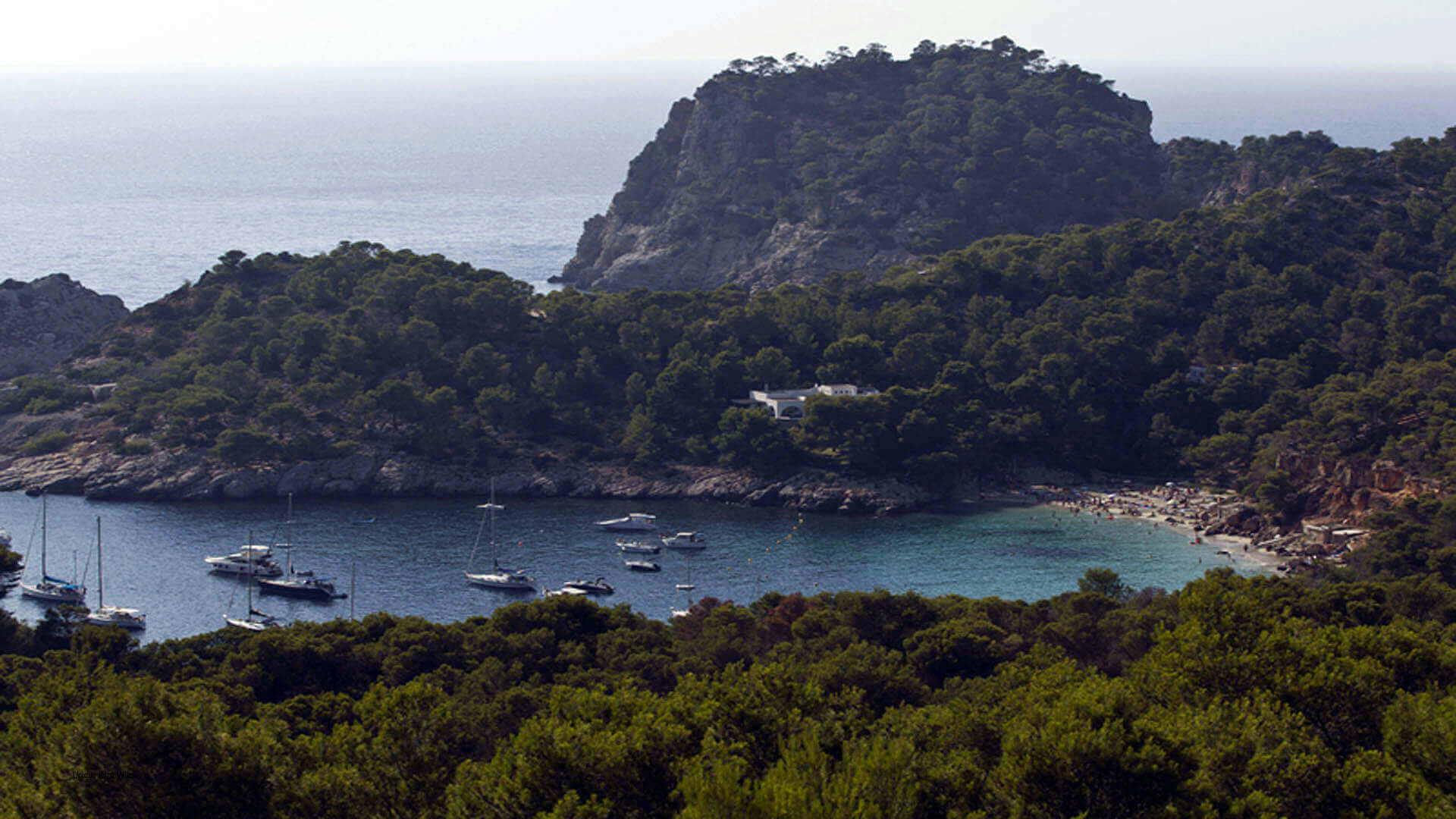 Cala Salada (west)