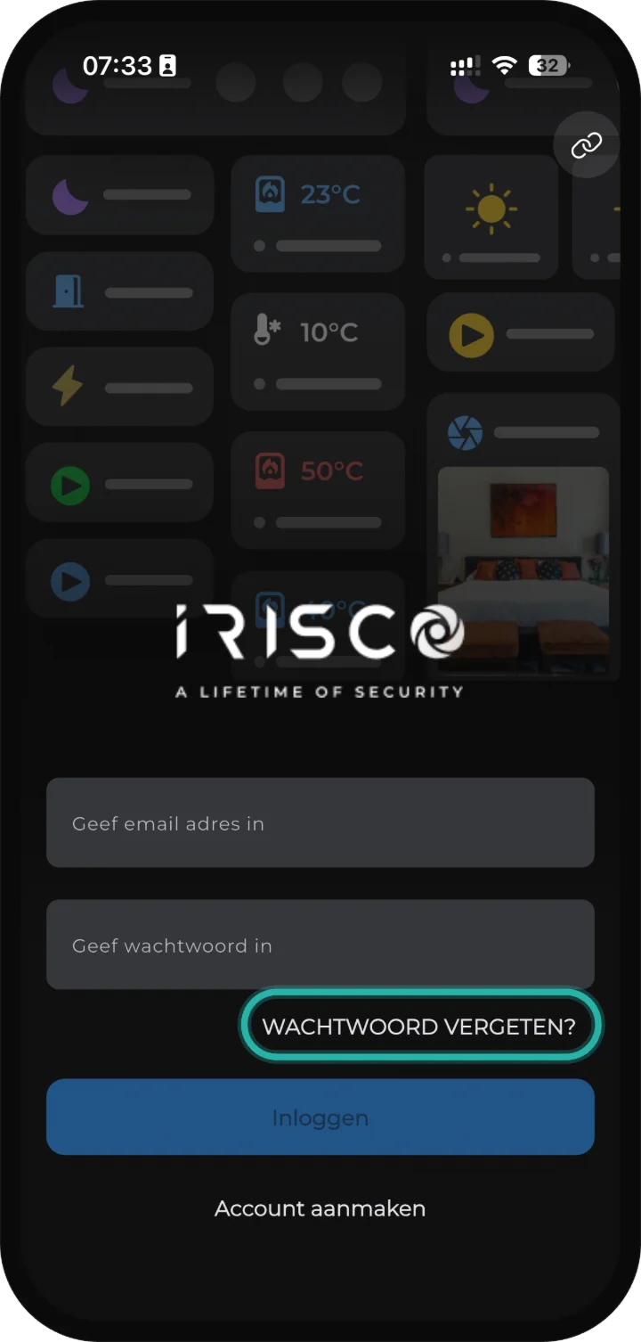 iRISCO-app — inlogscherm met velden voor e-mail en wachtwoord