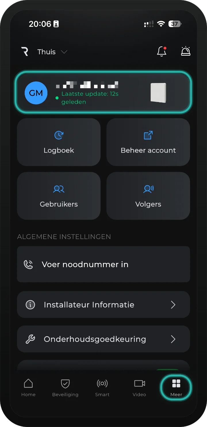 iRISCO-app — tabblad Meer met de statuskaart van het systeem gemarkeerd