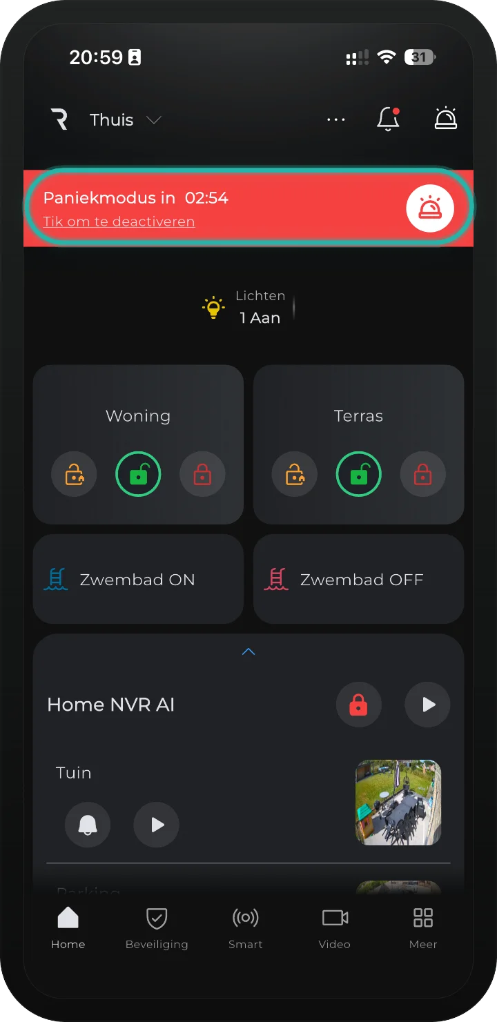 iRISCO-app — startpagina met de rode balk Paniekmodus in 02:54 en Tik om te deactiveren gemarkeerd