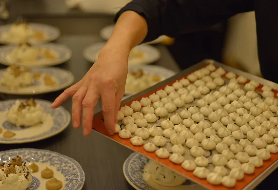 photo d'un atelier pâtisserie promenade des sens à paris