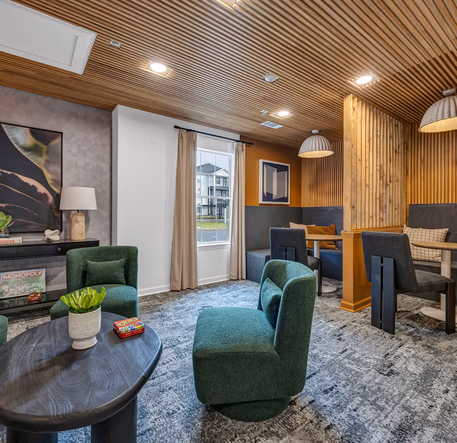 Discover the D2 4-bedroom apartment at 21 Oaks near USC. Spacious student housing with modern interiors, shared living areas, and a connected lifestyle in Columbia, SC.