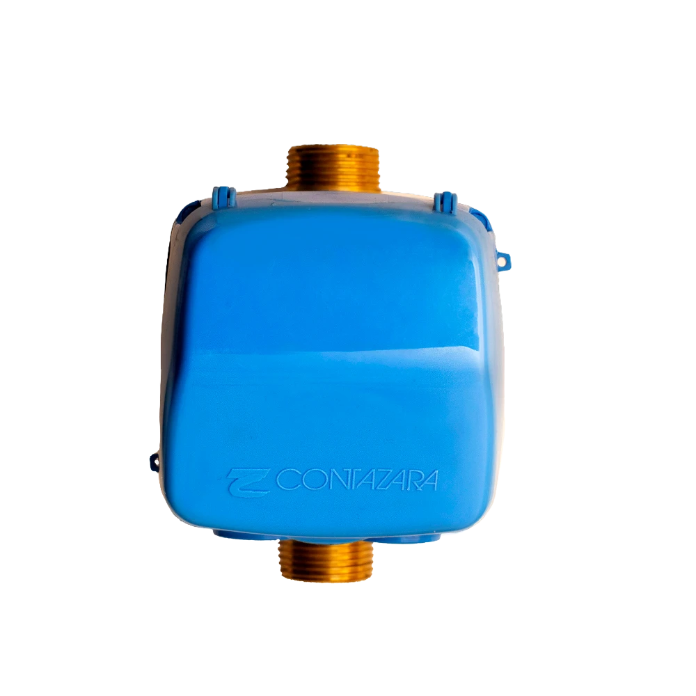 Vista superior del contador de agua CZ3000 de Contazara con conexión de latón y carcasa robusta.