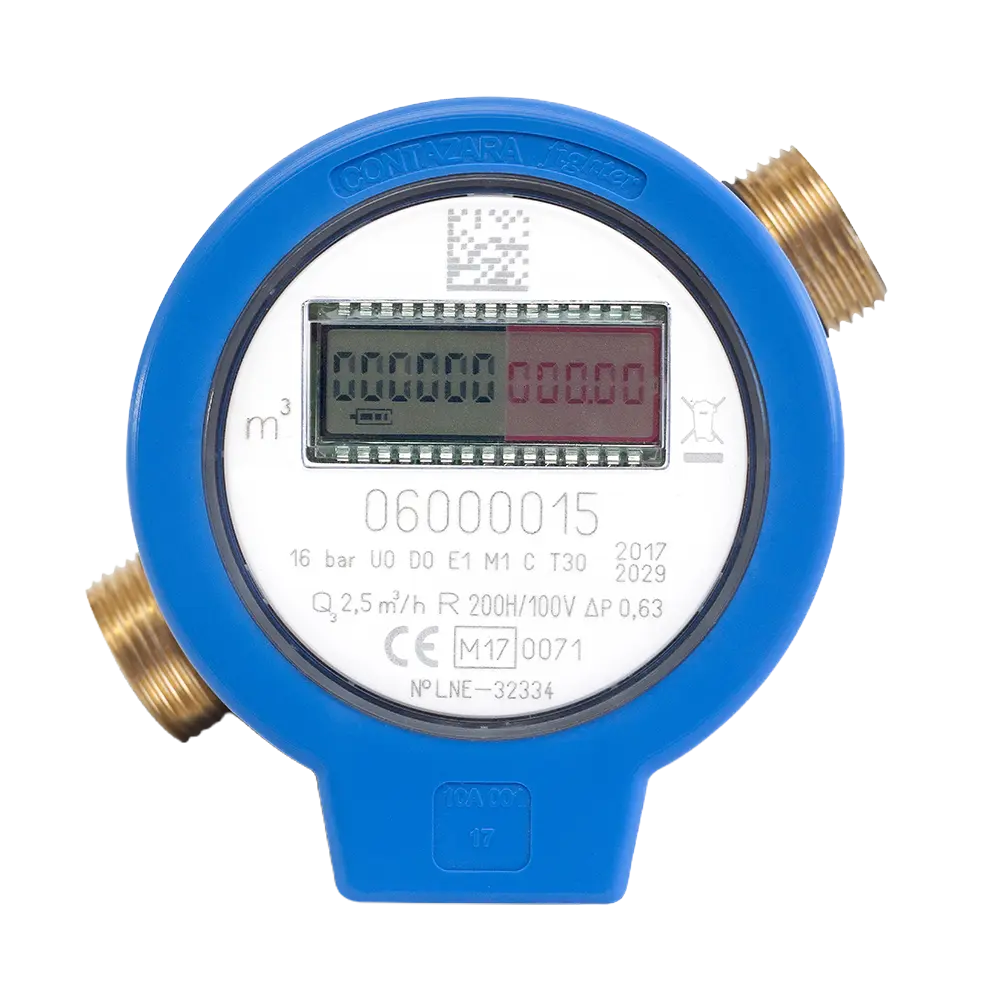 Contador electrónico de agua CZFIGHTER de Contazara, compacto y de chorro único, con pantalla digital.