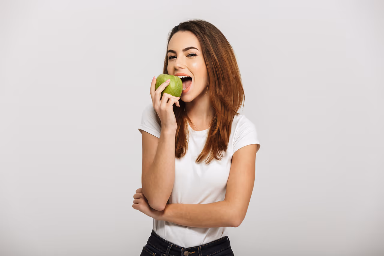What Are the Risks and Side Effects of Teeth Whitening Treatments?