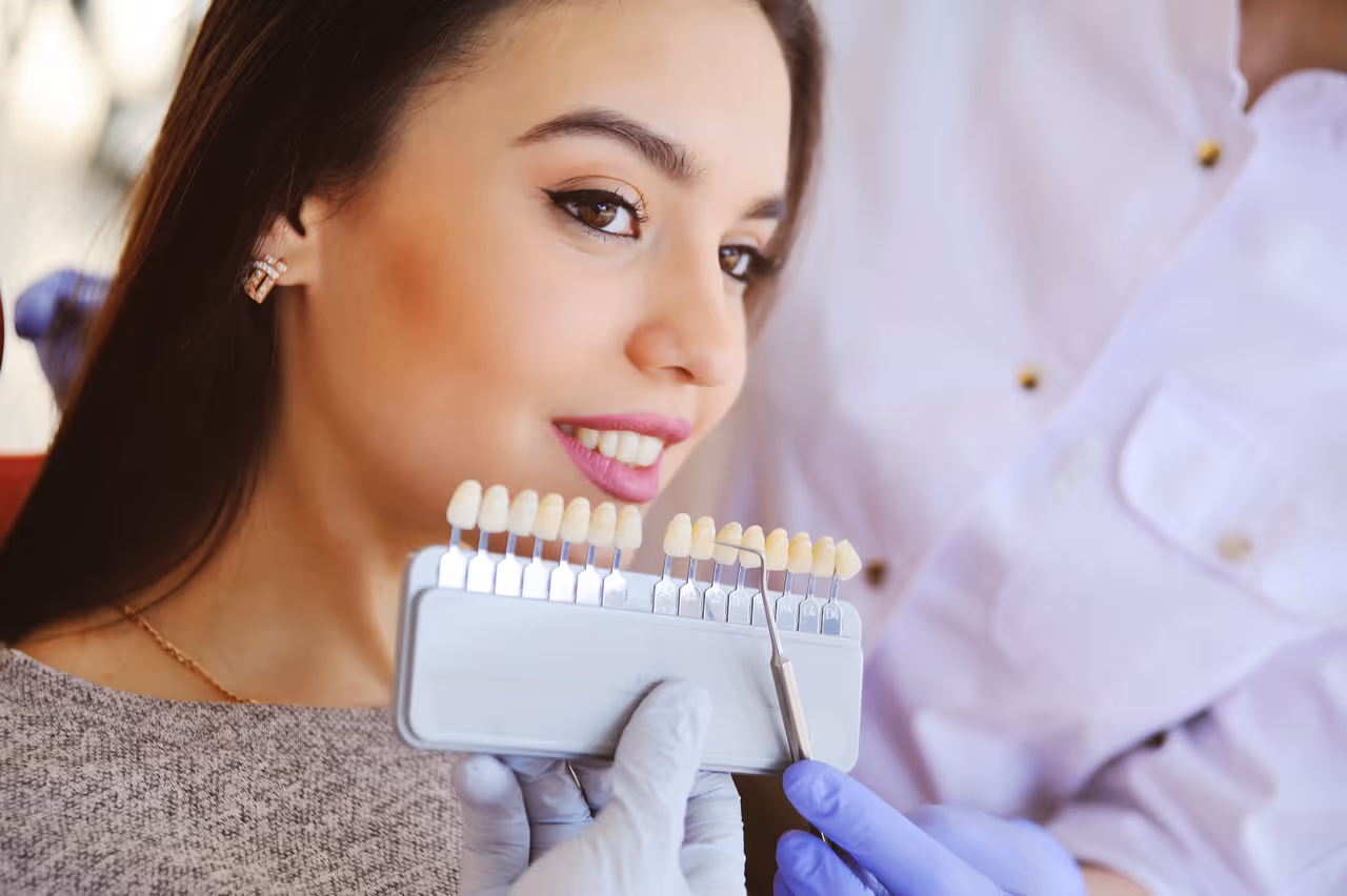 Eating Tips After Veneers: Foods to Enjoy and Foods to Avoid