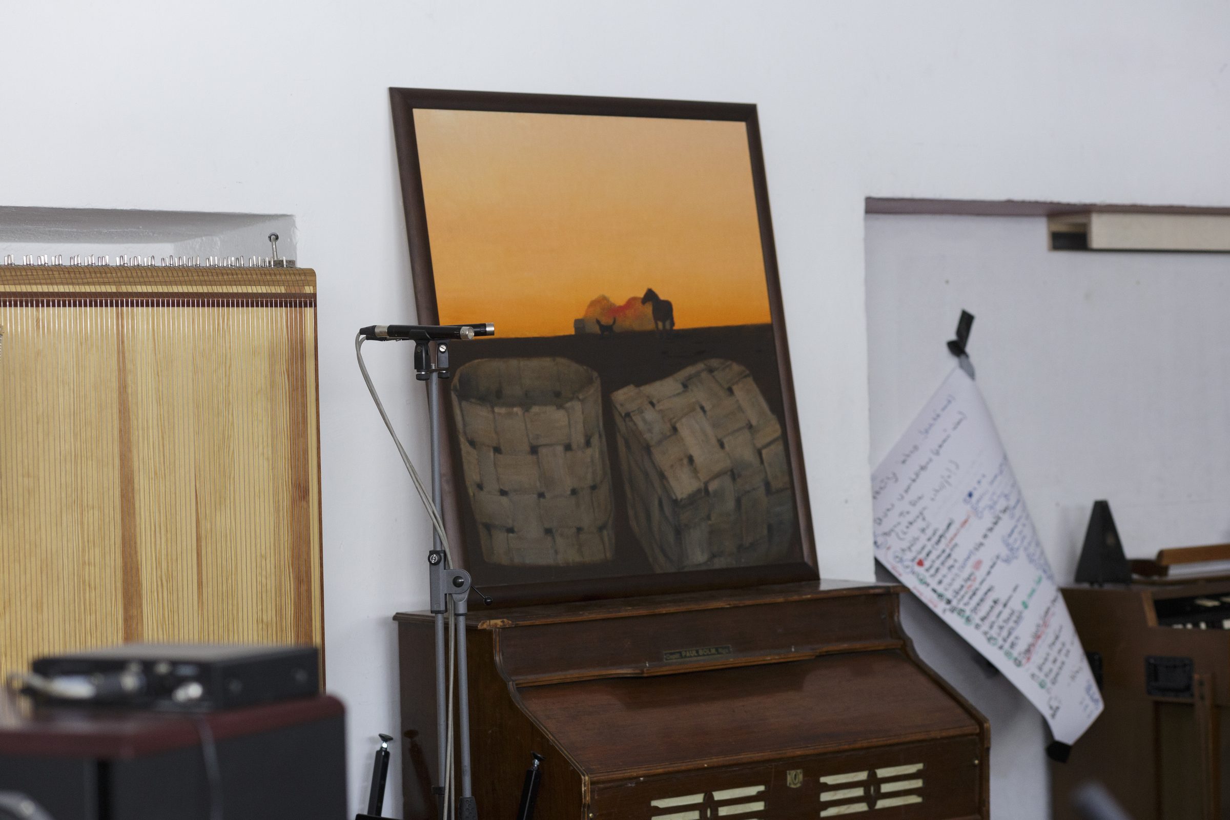Dainas Riņķes glezna “Mūsu māja” (1987) ierakstu studijā
