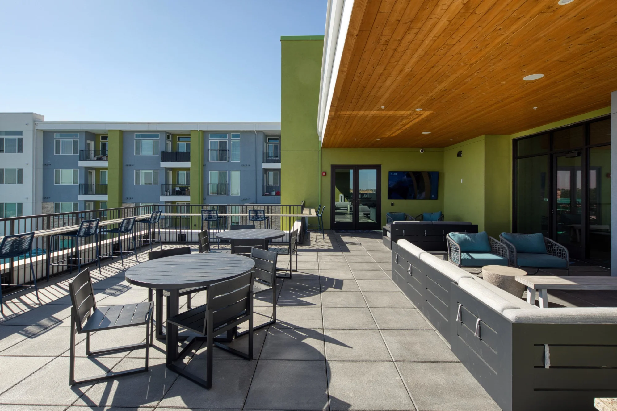 Rooftop lounge