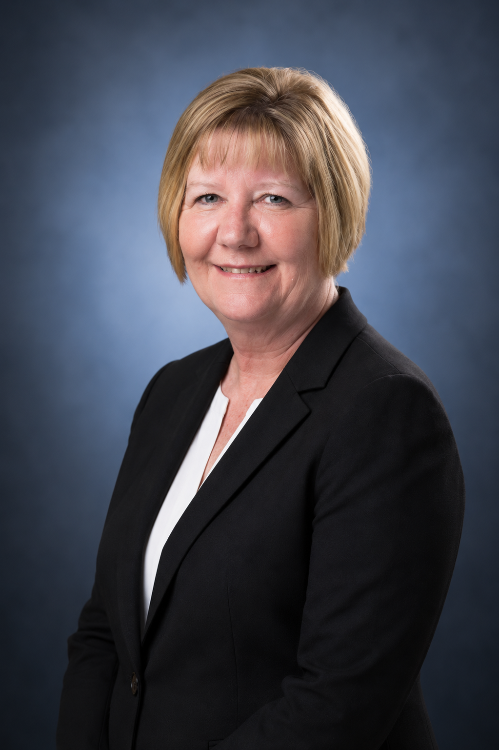 Dawn Luciano, Administrative Assistant