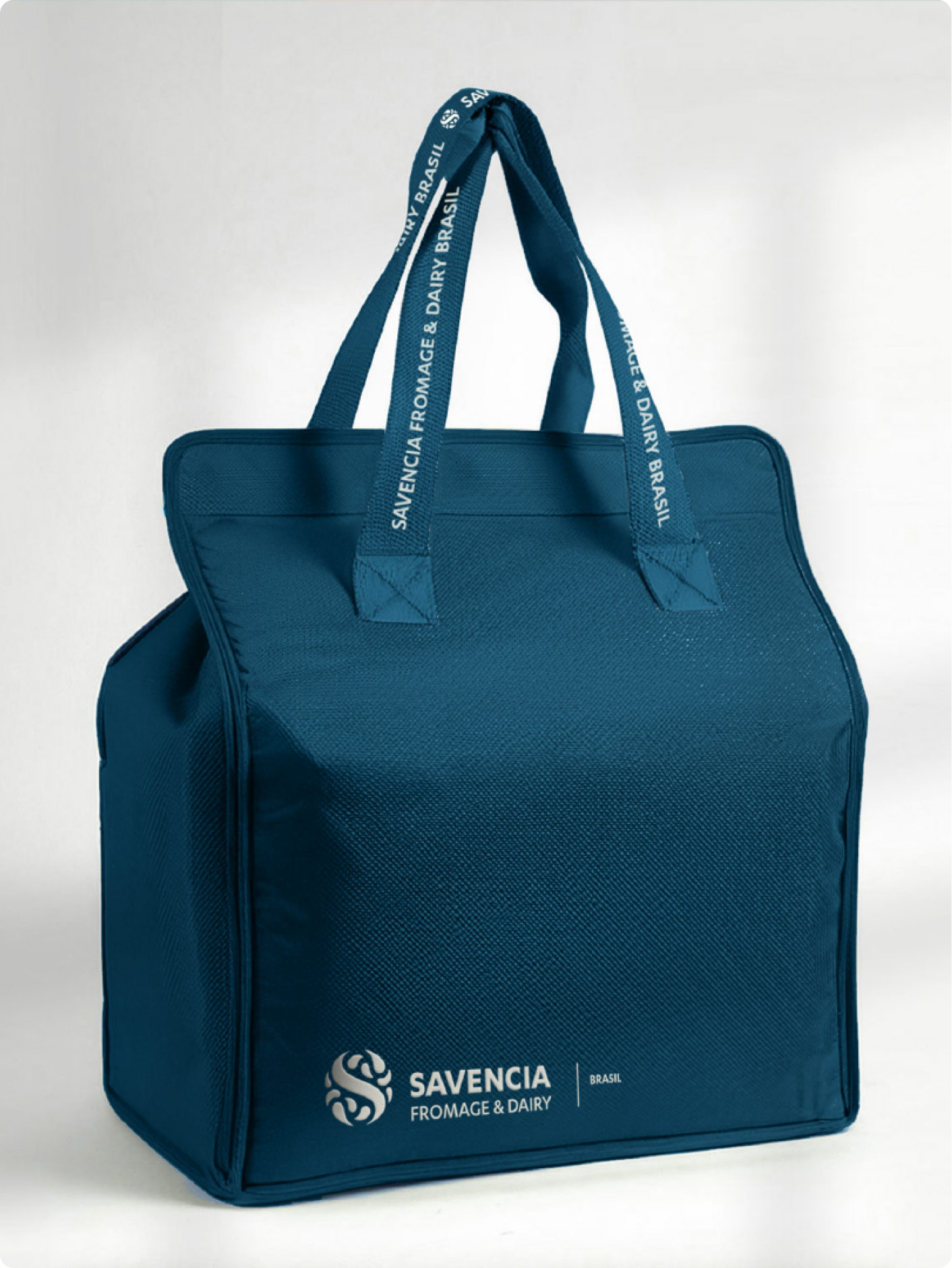 Bolsa térmica azul com a assinatura Savencia