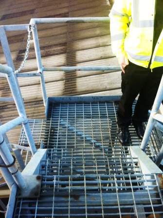 Access stairs and ladders