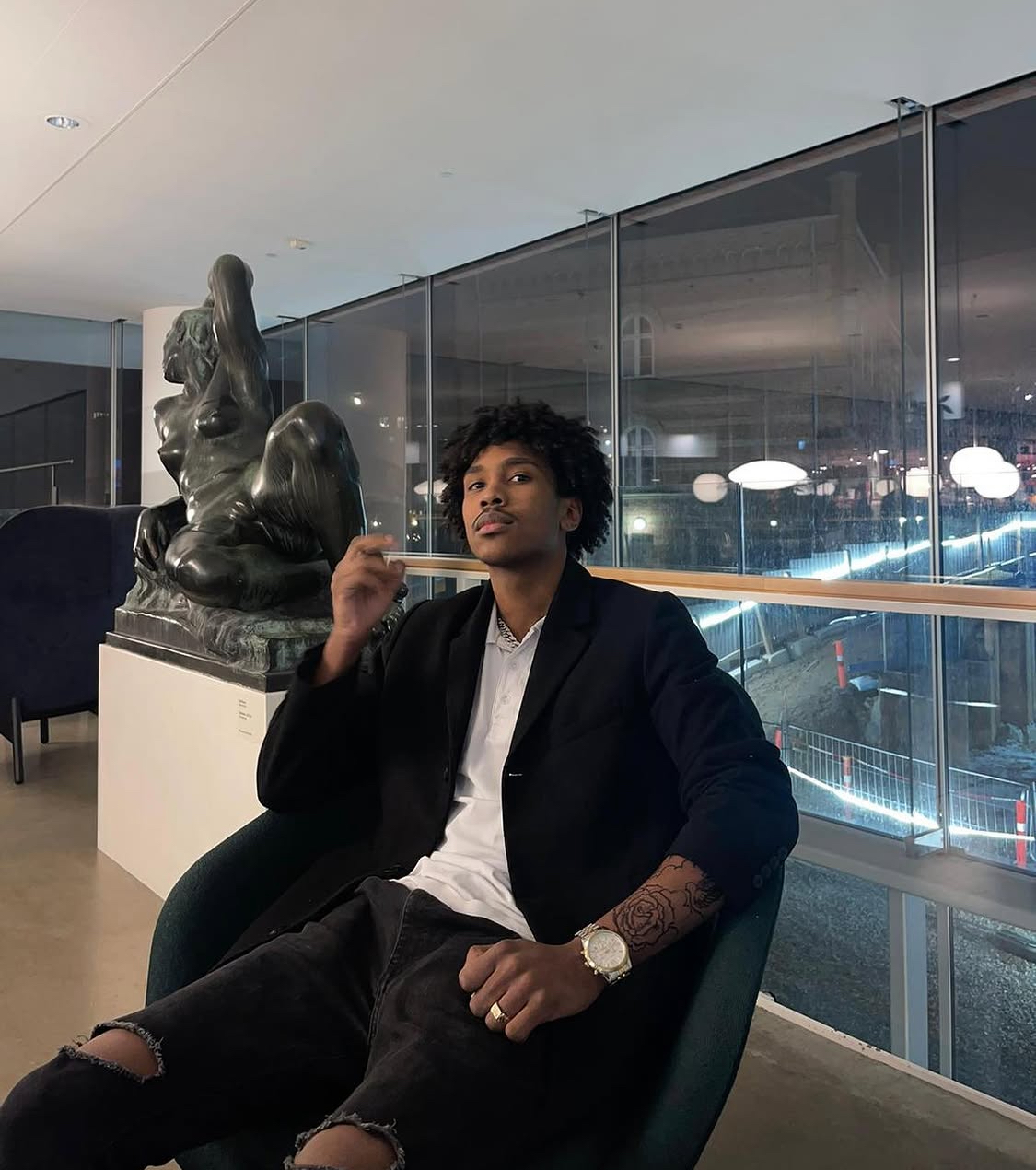 Gillroy Zeeuw, Founder of Lunazure