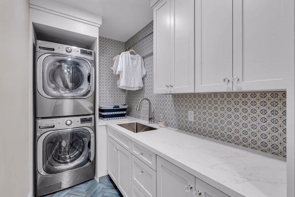 Northgate Kitchen, Family Room, Laundry Remodel