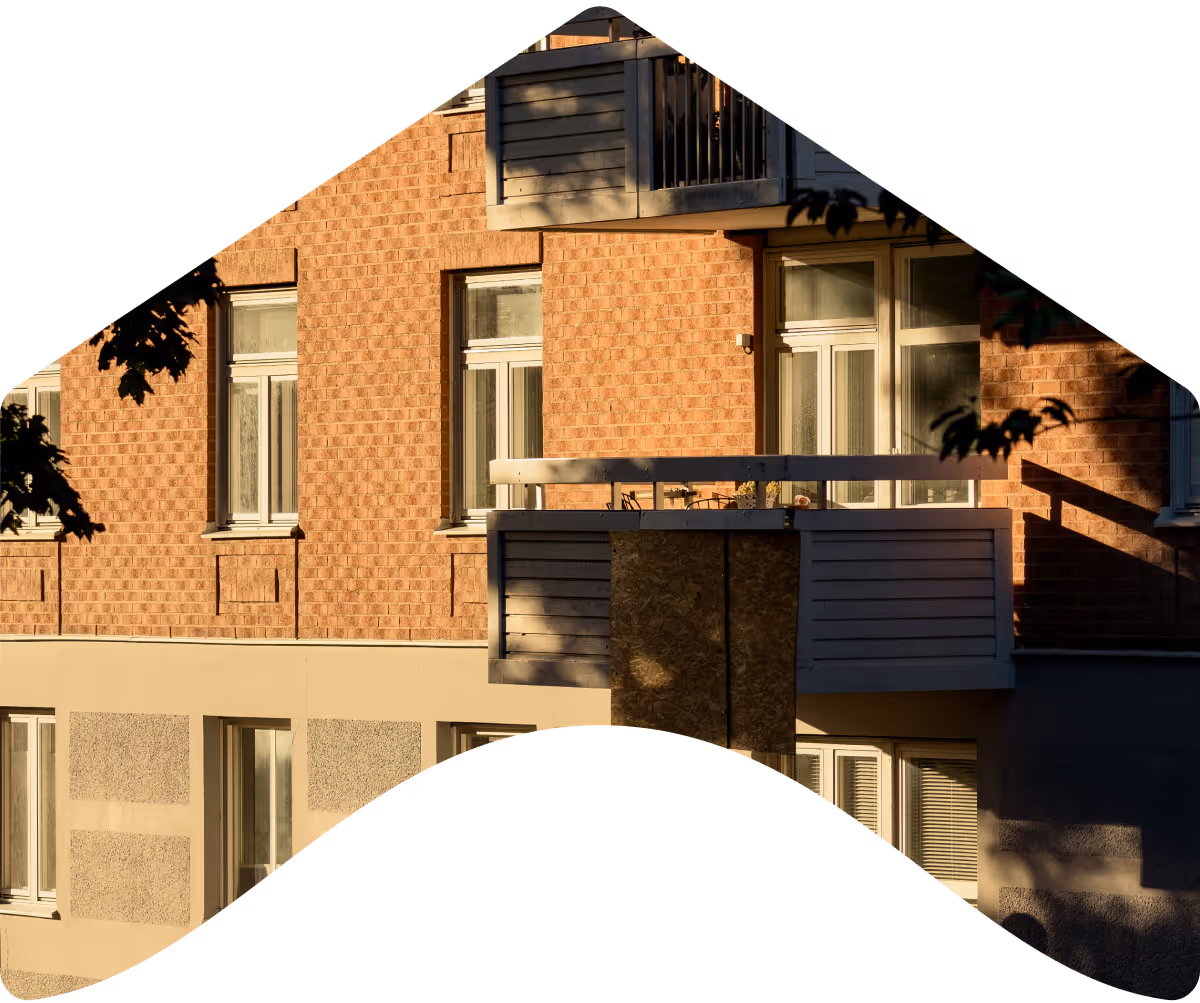 Multi-family residential building with Algeno smart heating