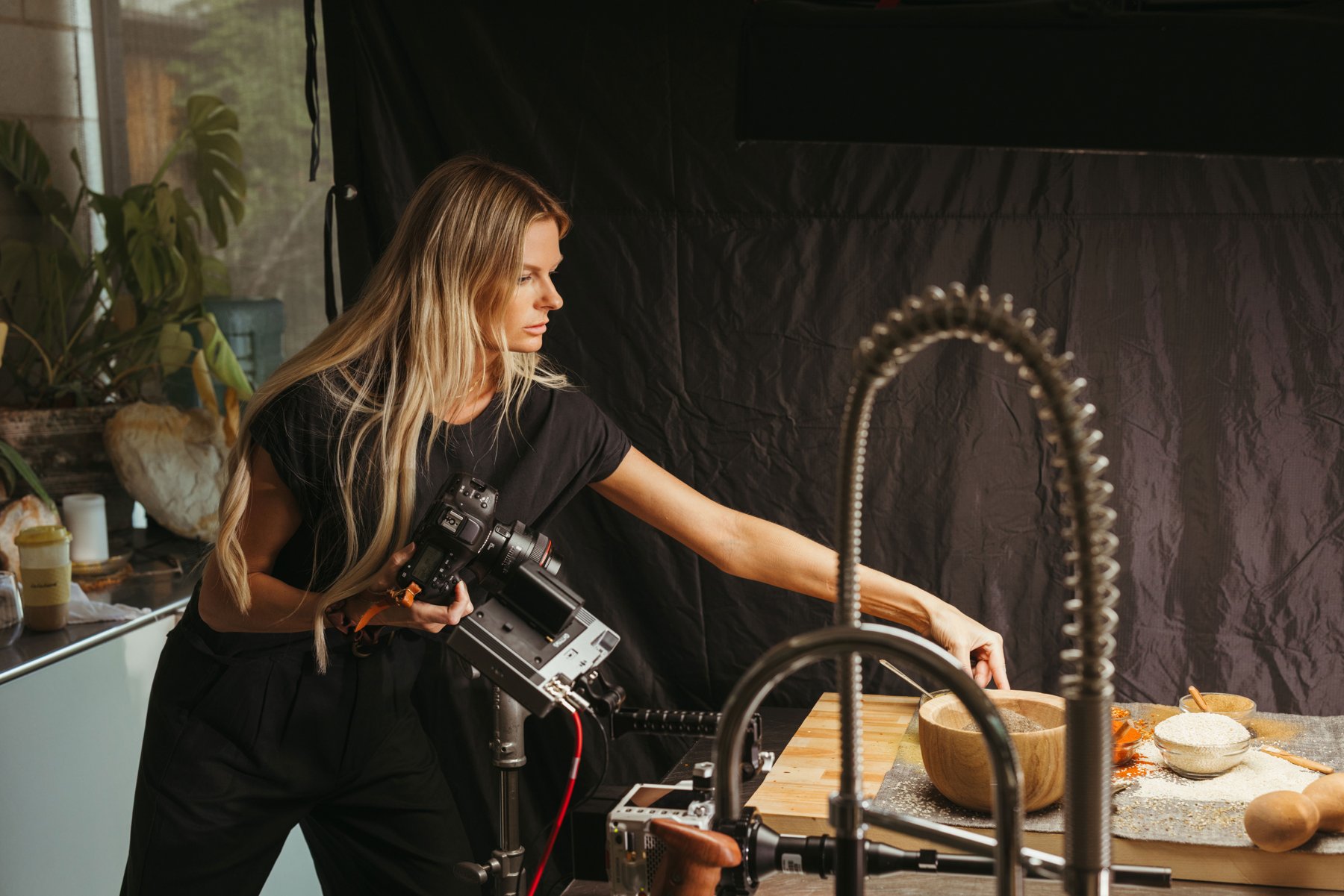 Behind the scenes in the kitchen during the 27 Peaks shoot