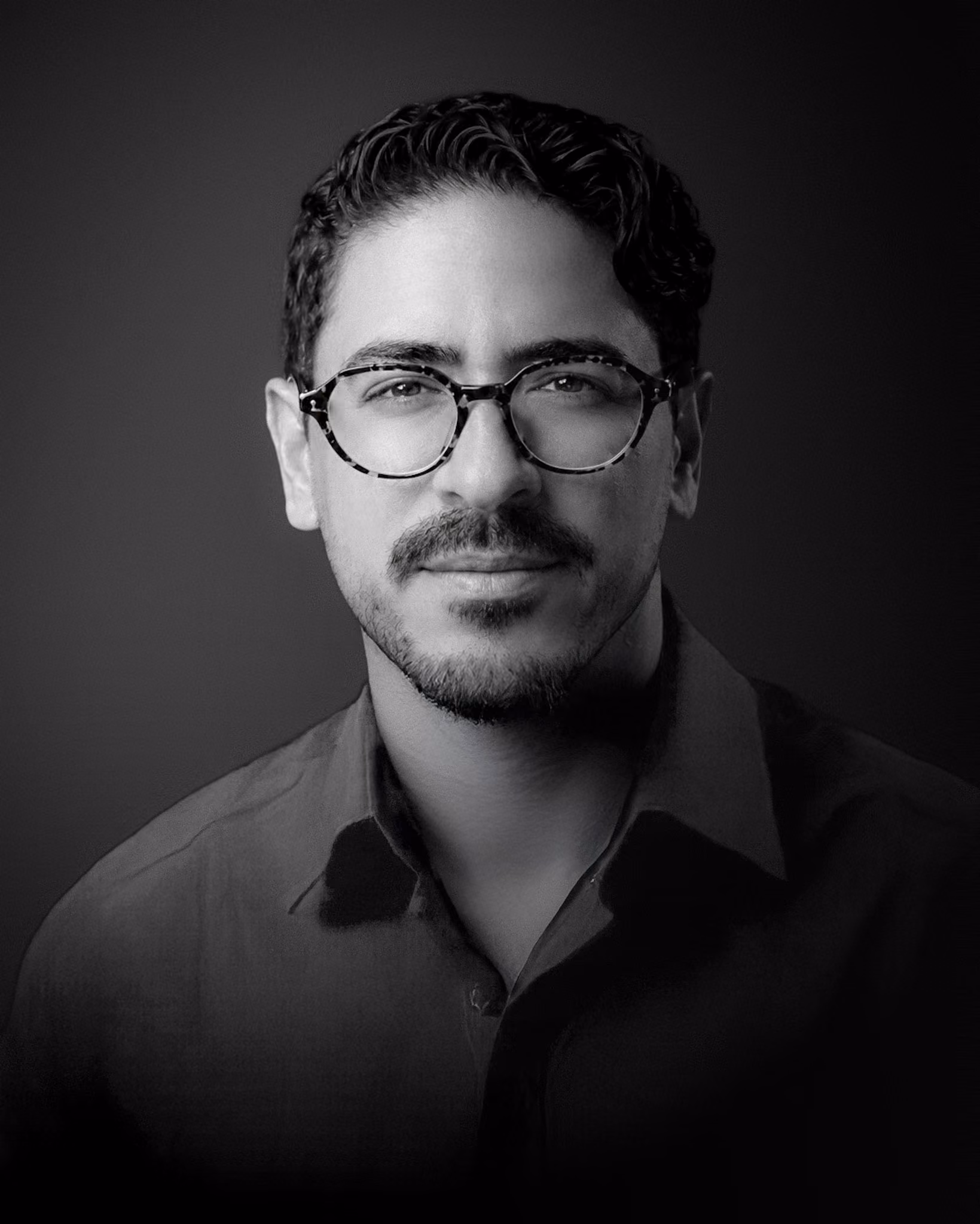 Headshot of Rodrigo Valencia