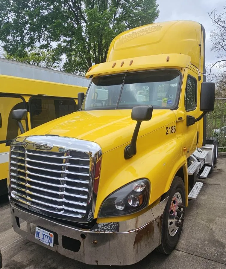 2018 Freightliner Cascadia for sale - Unit 2186 exterior front view