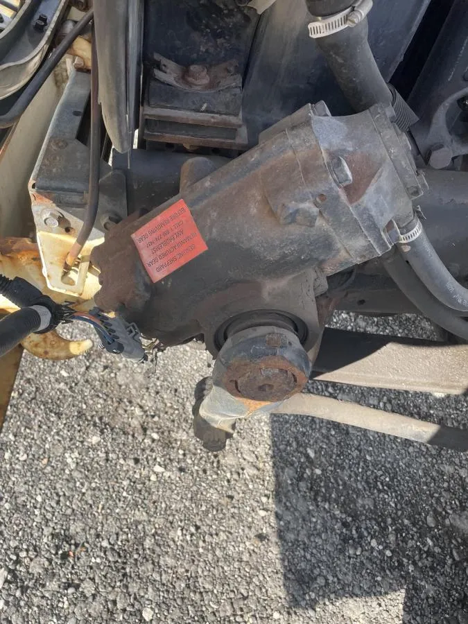2005 International 4300 Boom Truck - passenger side exterior