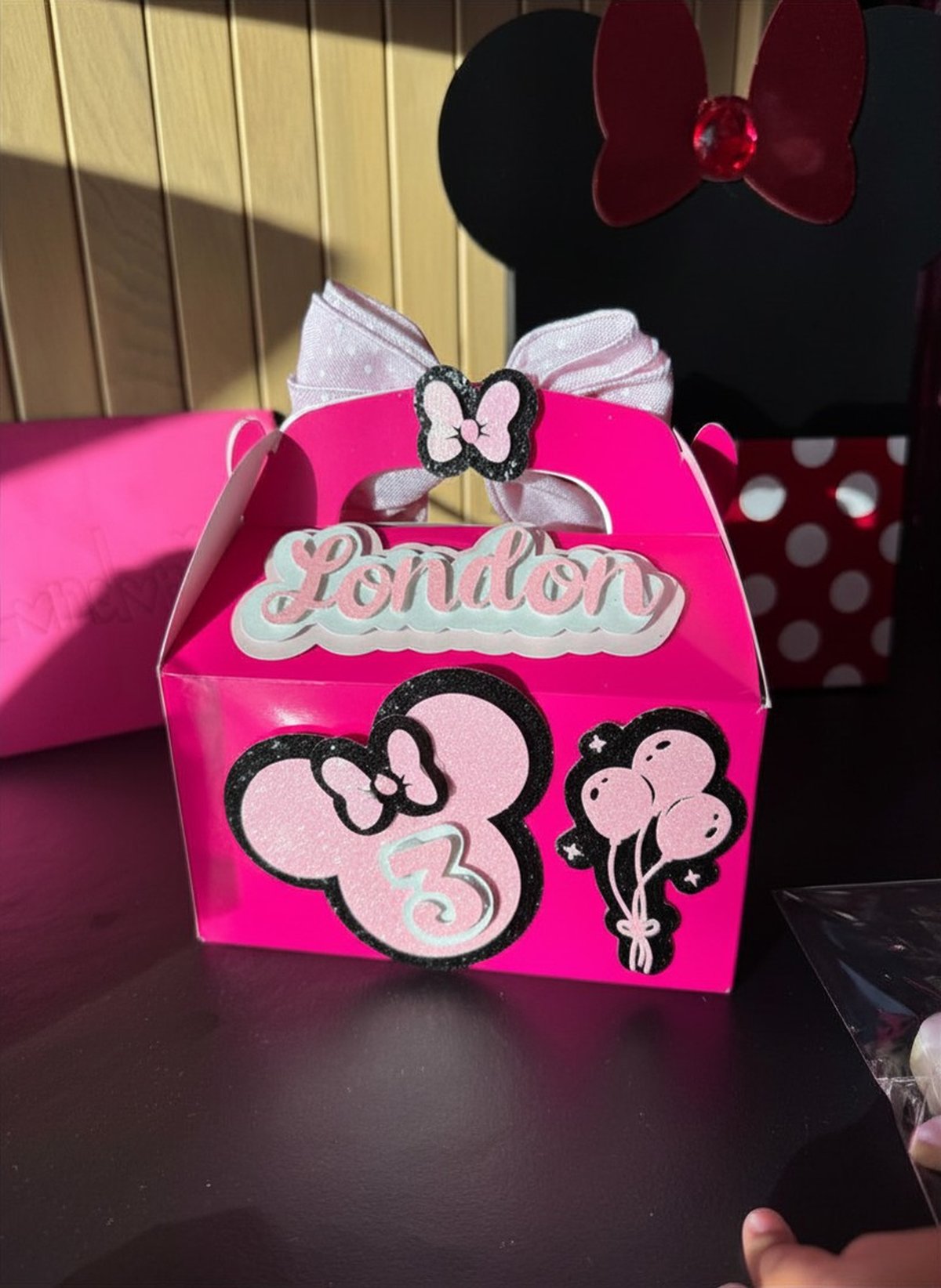 Minnie Mouse custom favor box