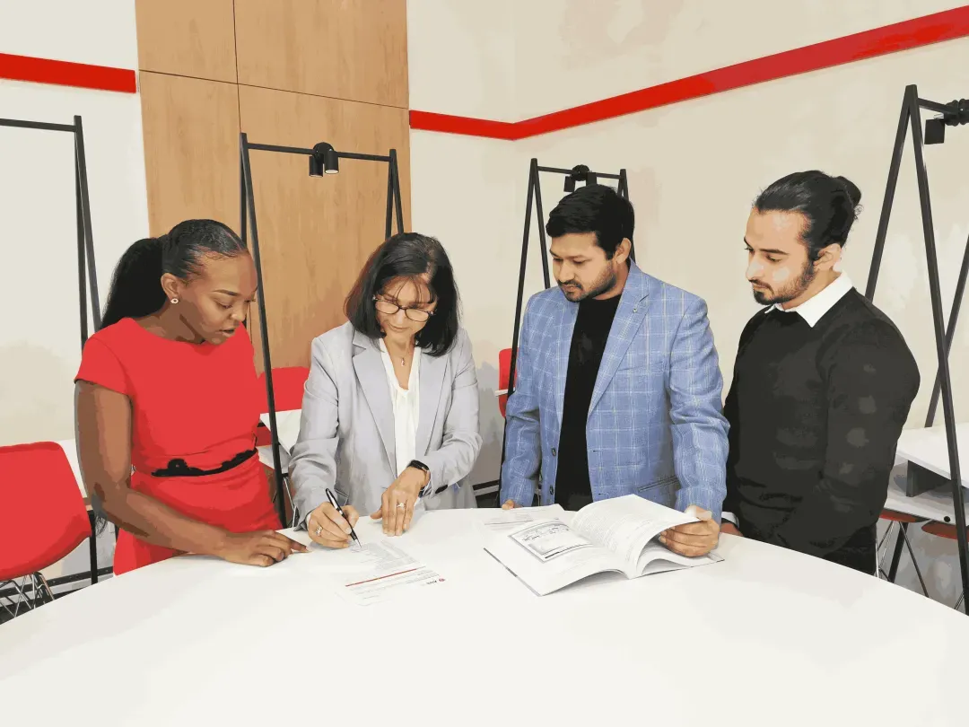 Masters students collaborating
