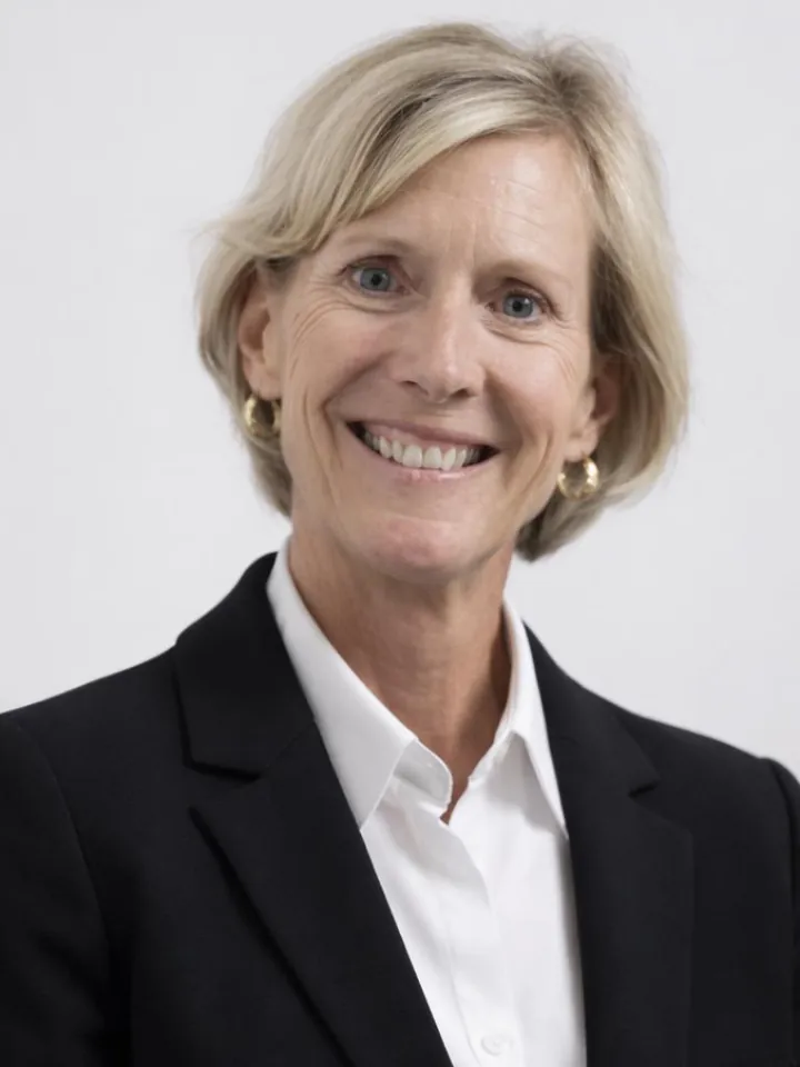 Prof. Sandra Bandelier