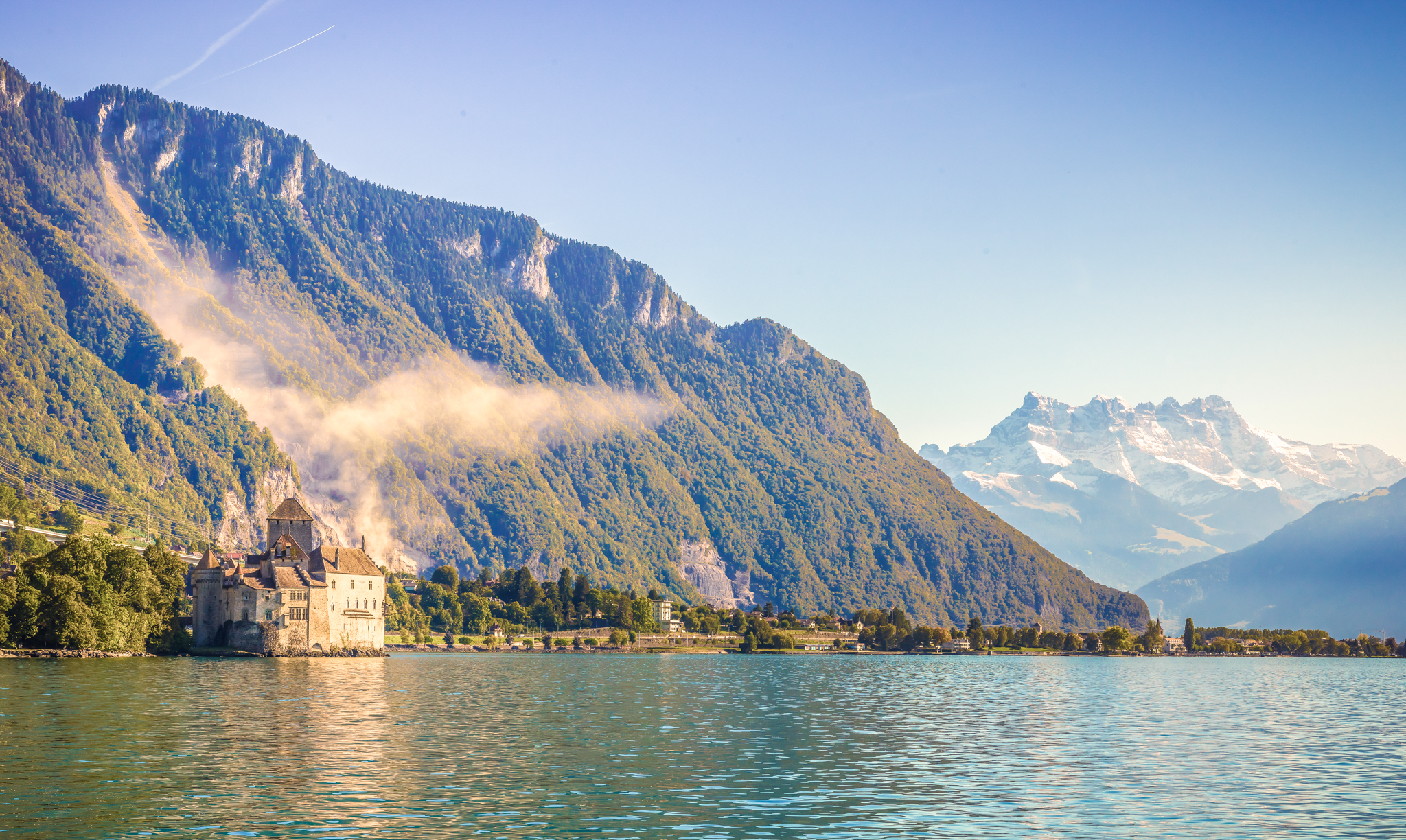 Lake Geneva, Chillon Castle and the Alps