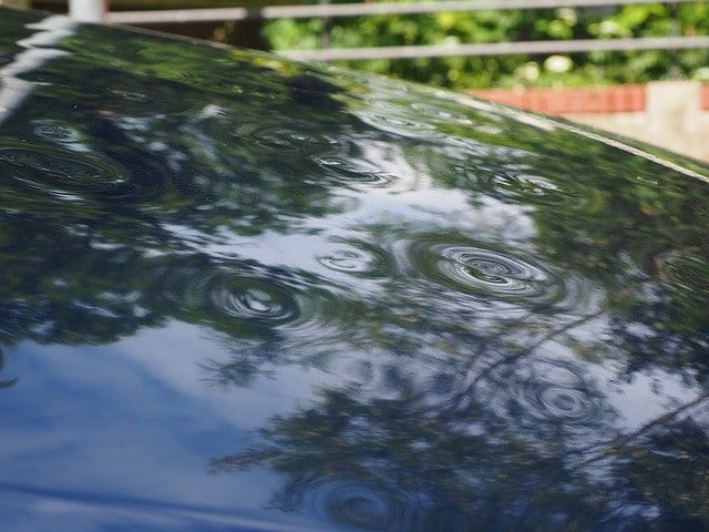 Hagelschaden am Auto.