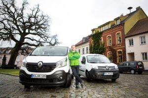 Firmenwagen bei einem Kunden