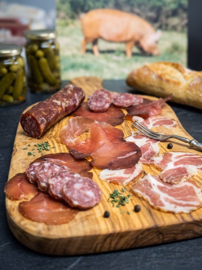 Cured meats and olives