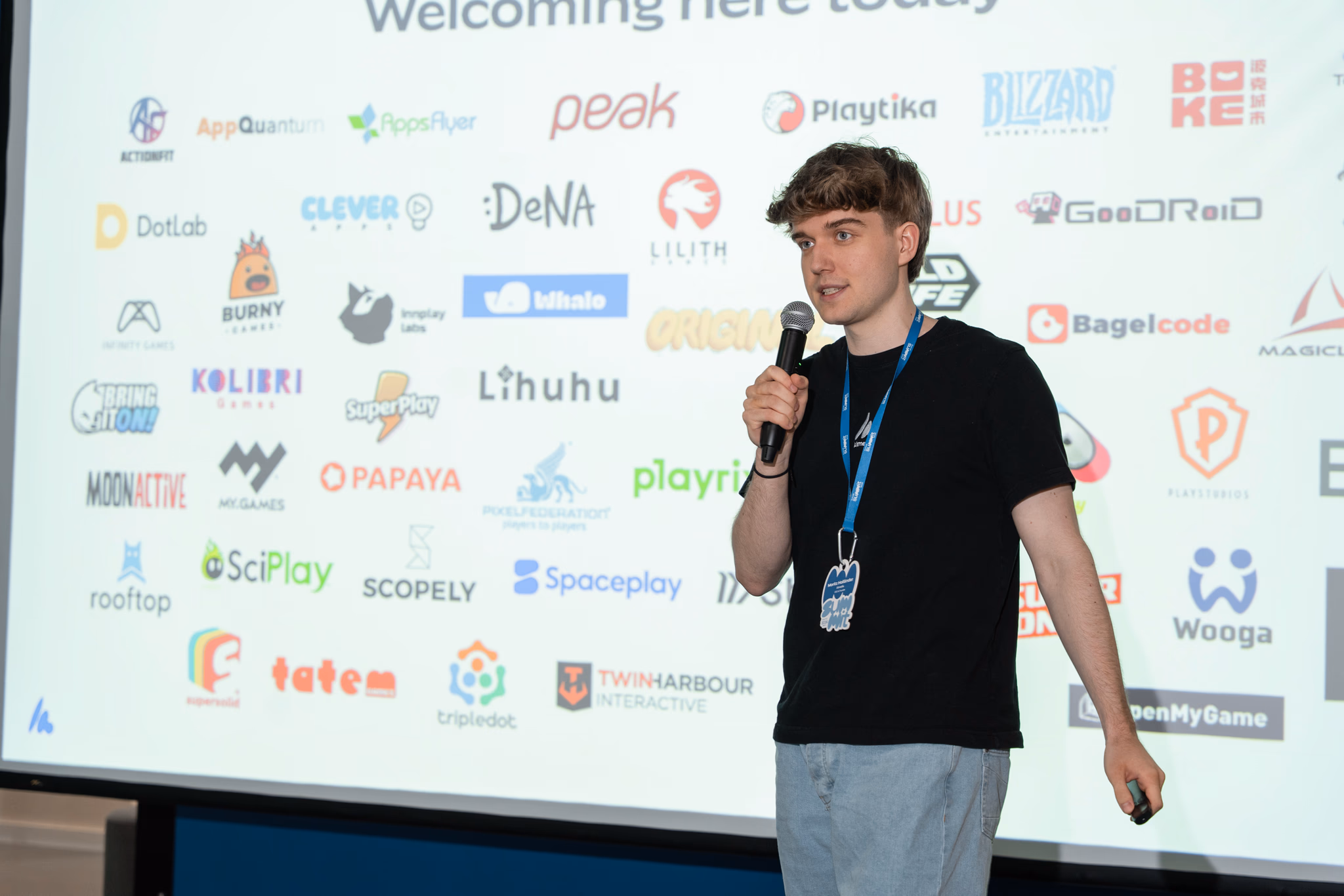 Almedia Summit Vol. 1 Thumbnail