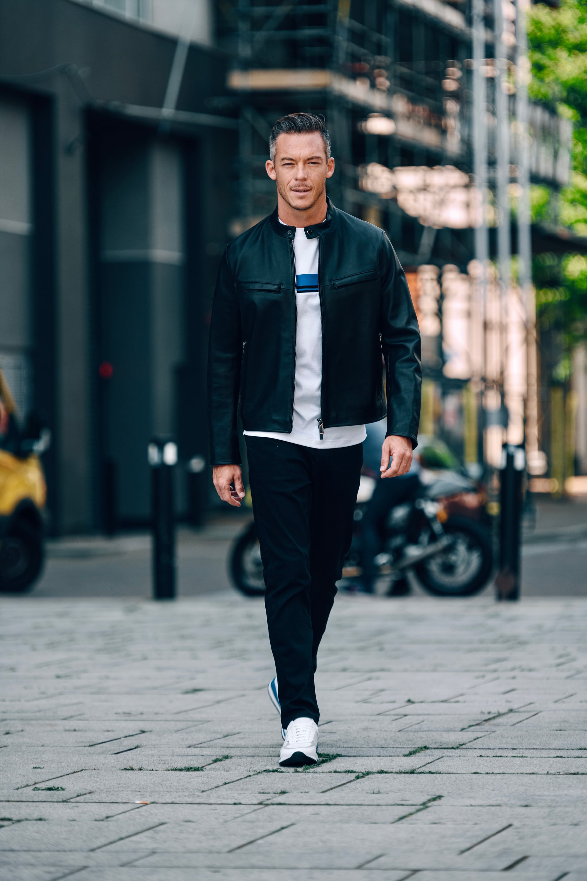 André Lotterer in an urban London portrait for the BOSS x Porsche Formula E activation