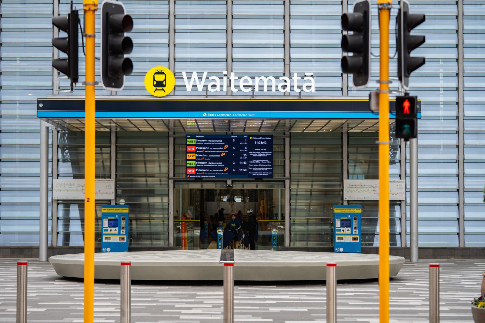 Waitematā Station Auckland — CSL smart signage