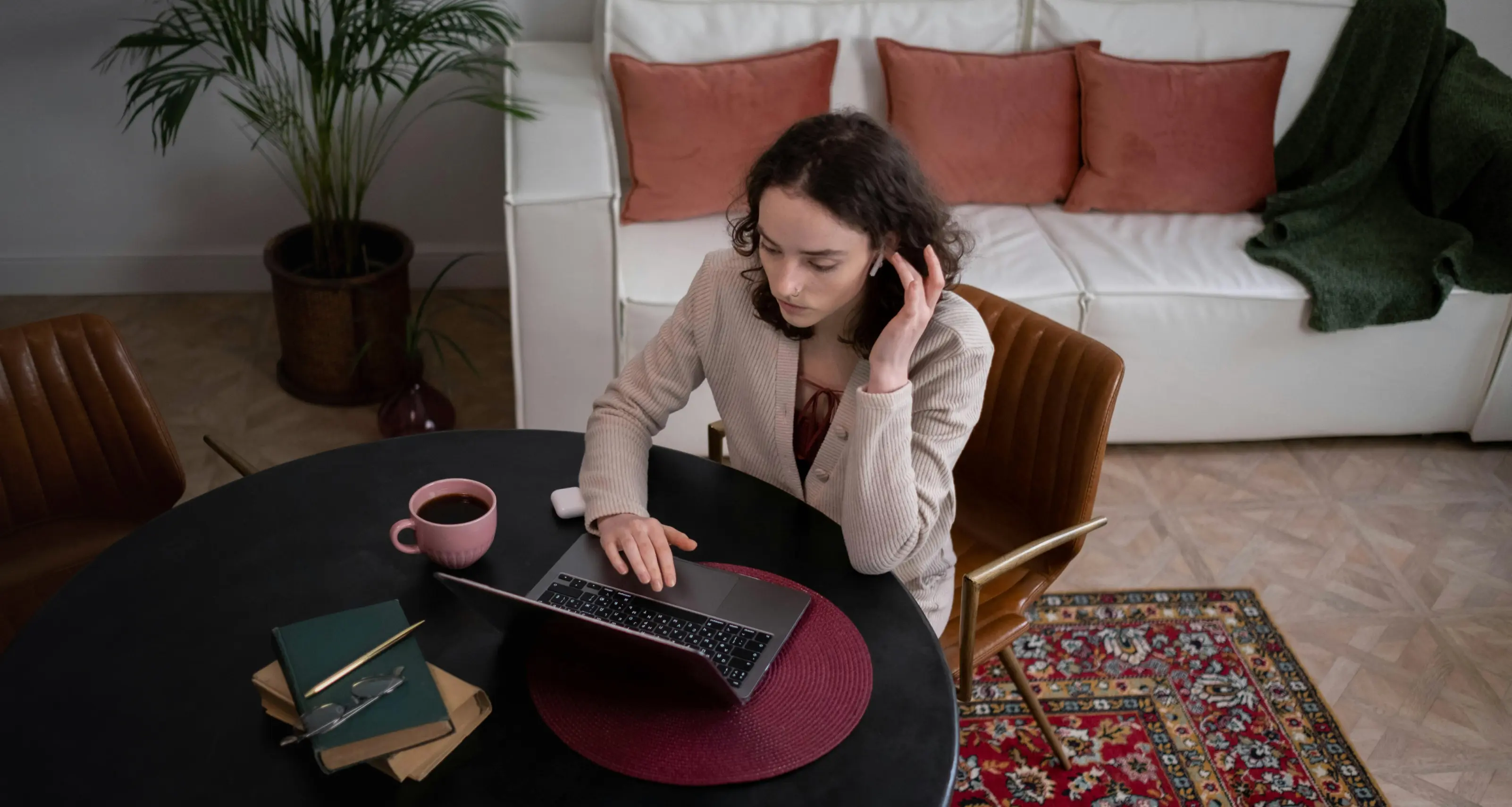 image of a digital literacy class in a modern setting