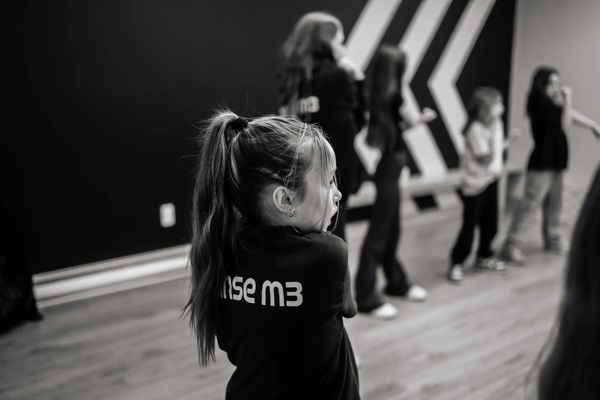Groupe en cours de hip-hop dans le studio de l'École de Danse M3