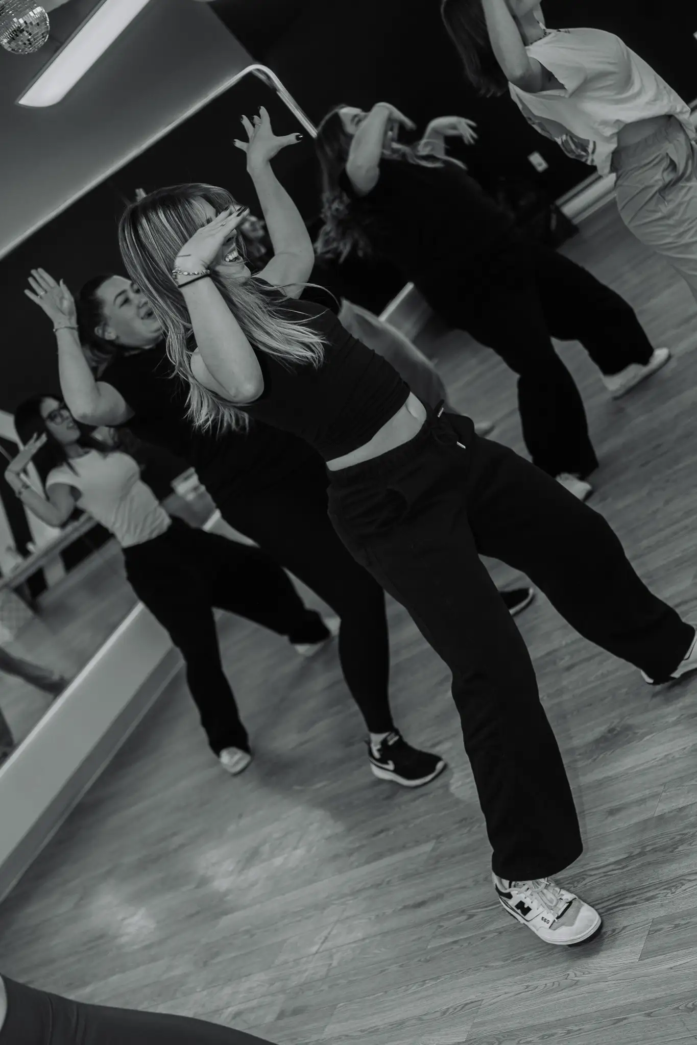 Danseurs des troupes compétitives de l'École de Danse M3 en répétition