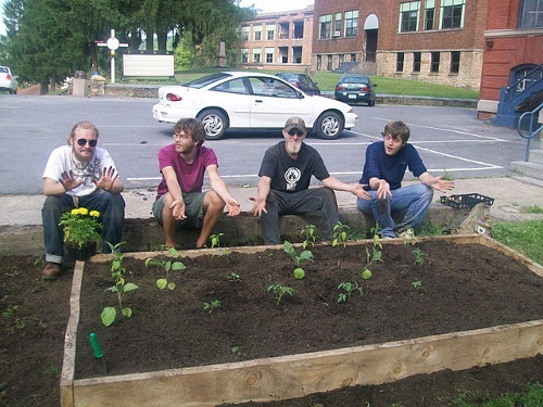 Build It Up WV participants