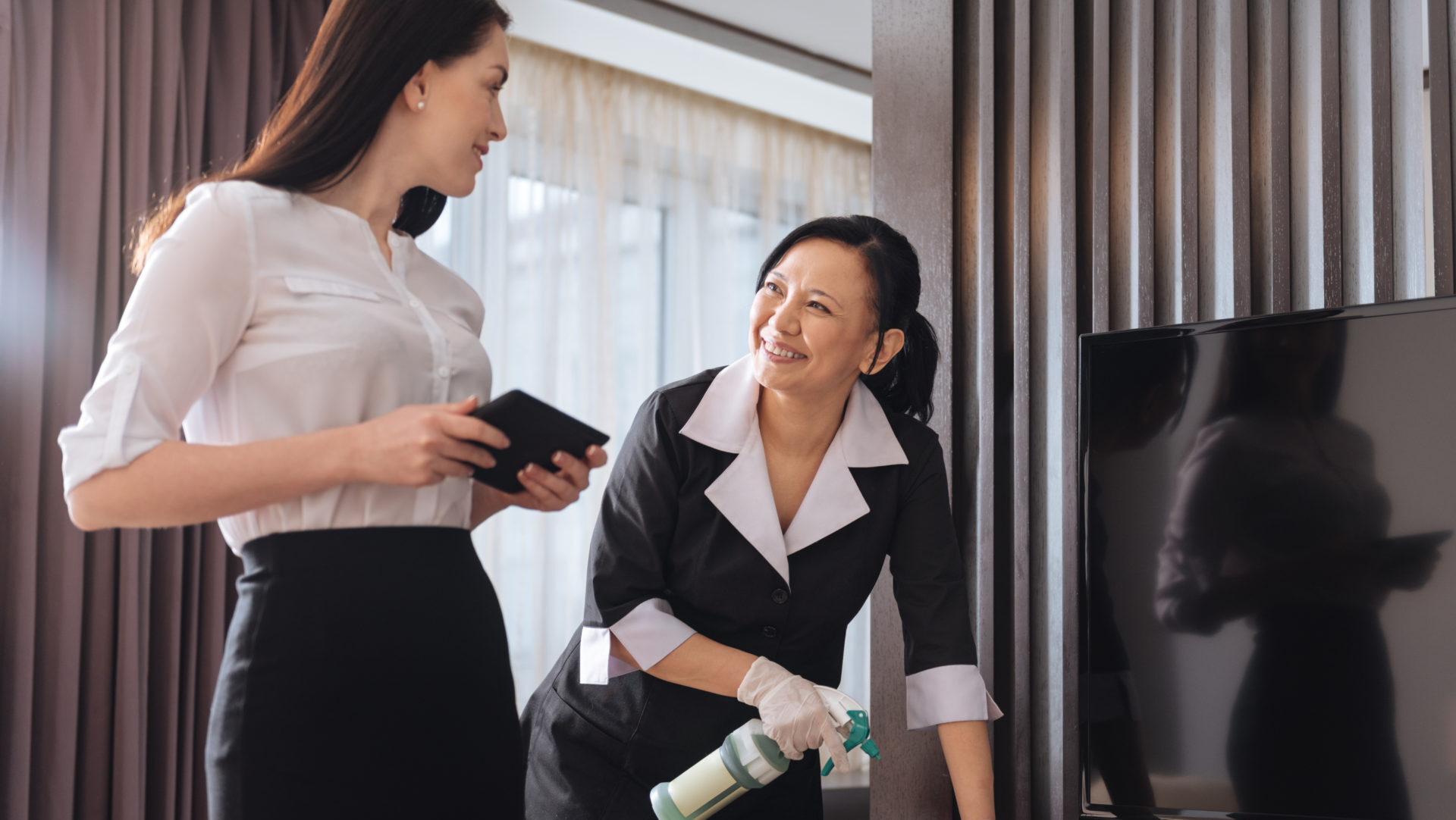 How Hospitality Businesses Can Fill Staffing Gaps – Hireology