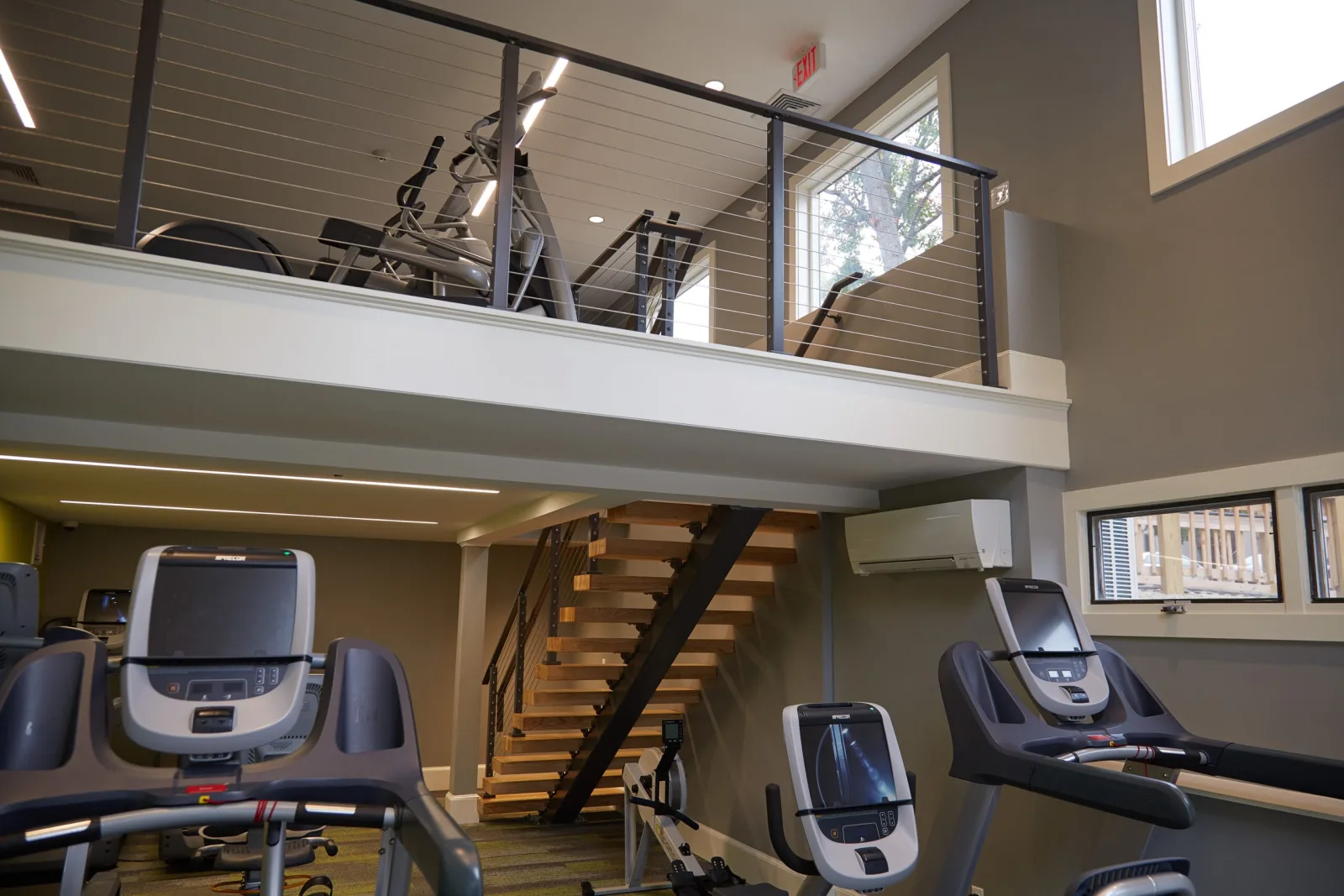 Gym deck with Floating Staircase and cable railing