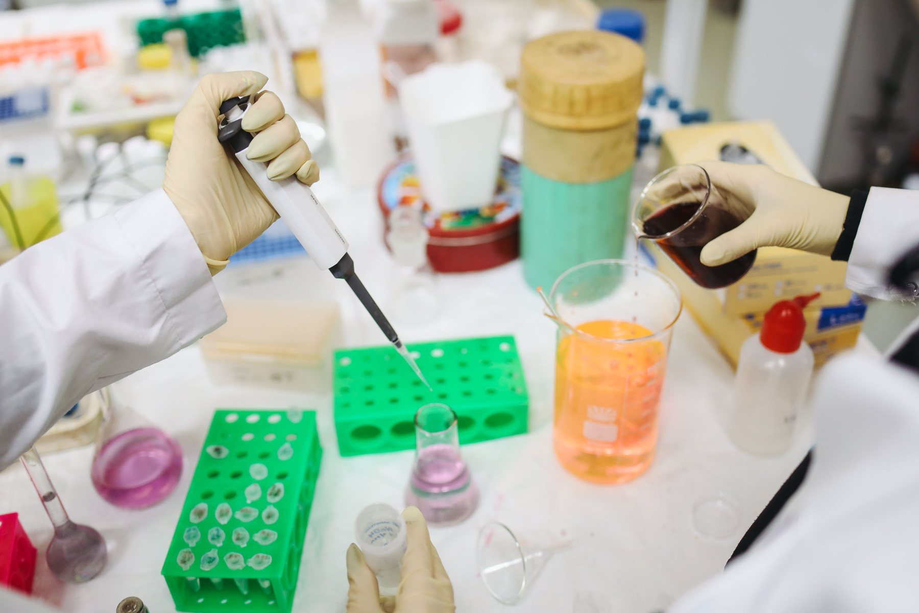 Food & Agricultural Analysis laboratory photo