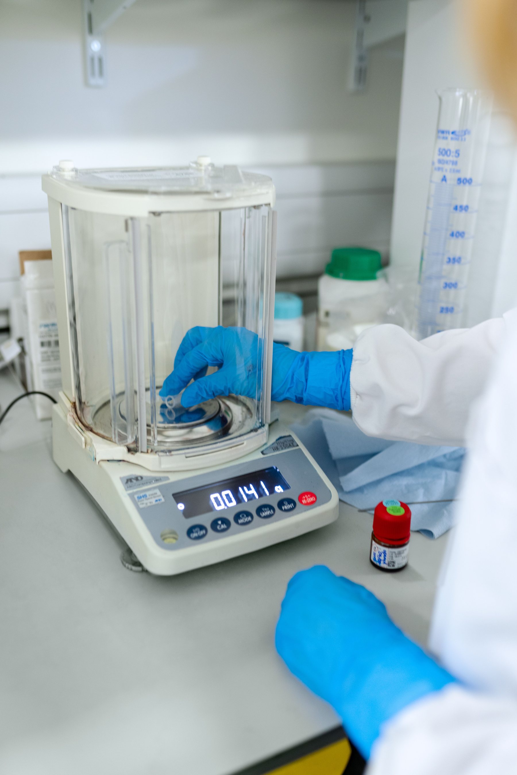 Food & Agricultural Analysis laboratory photo