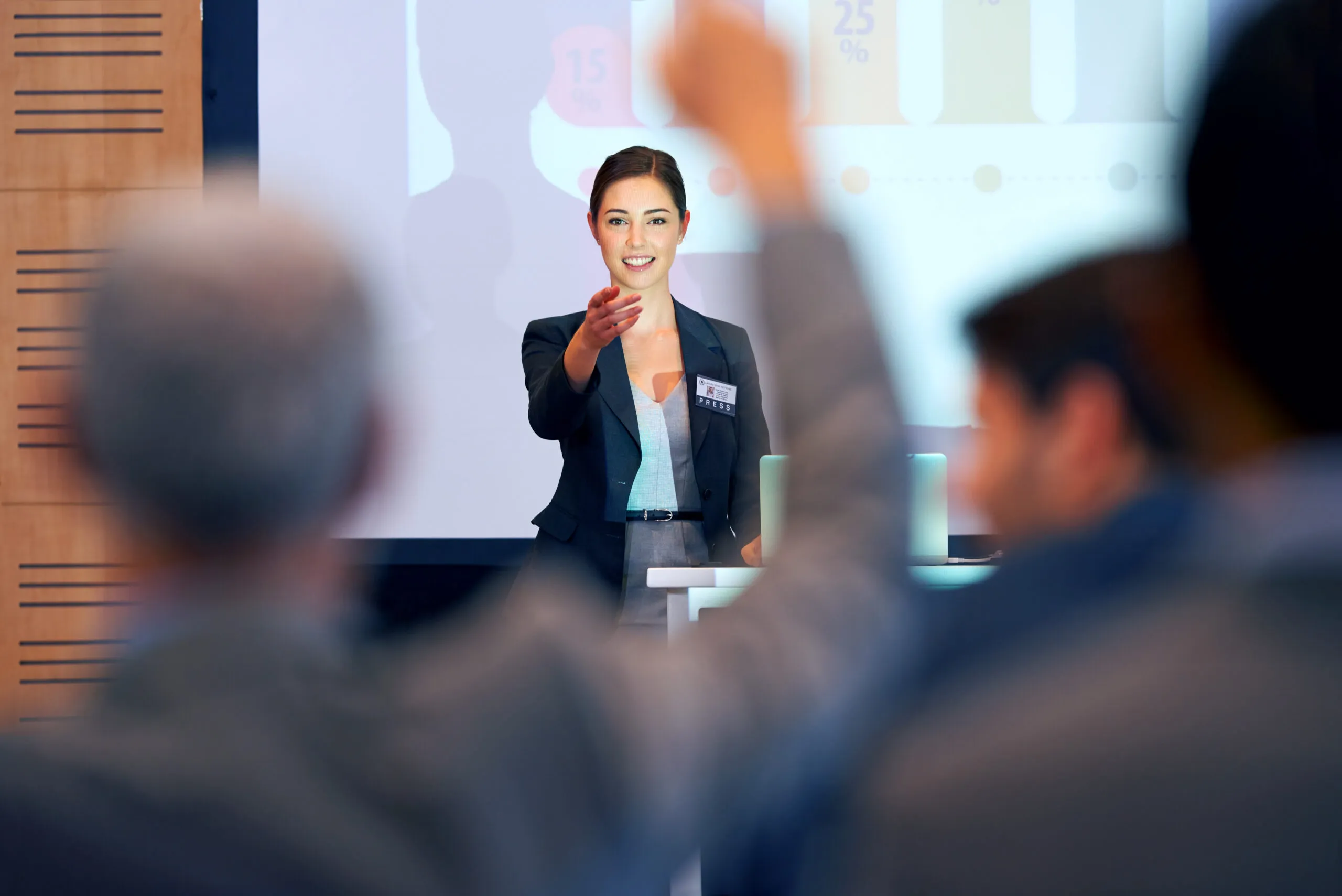 What is a hybrid event and how to host one