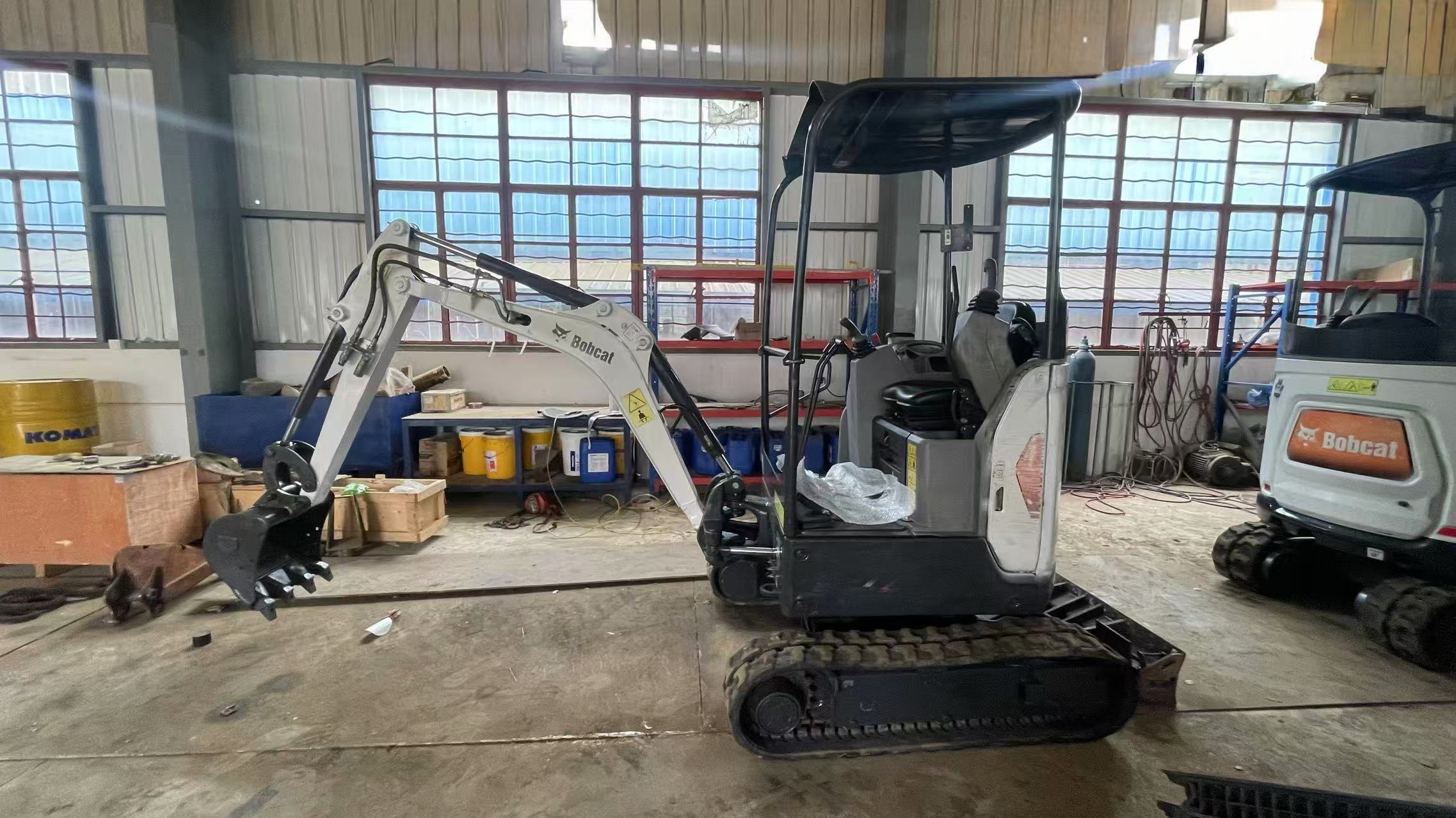 2021 Bobcat E17Z mini excavator, 2,260 hours — photo 4