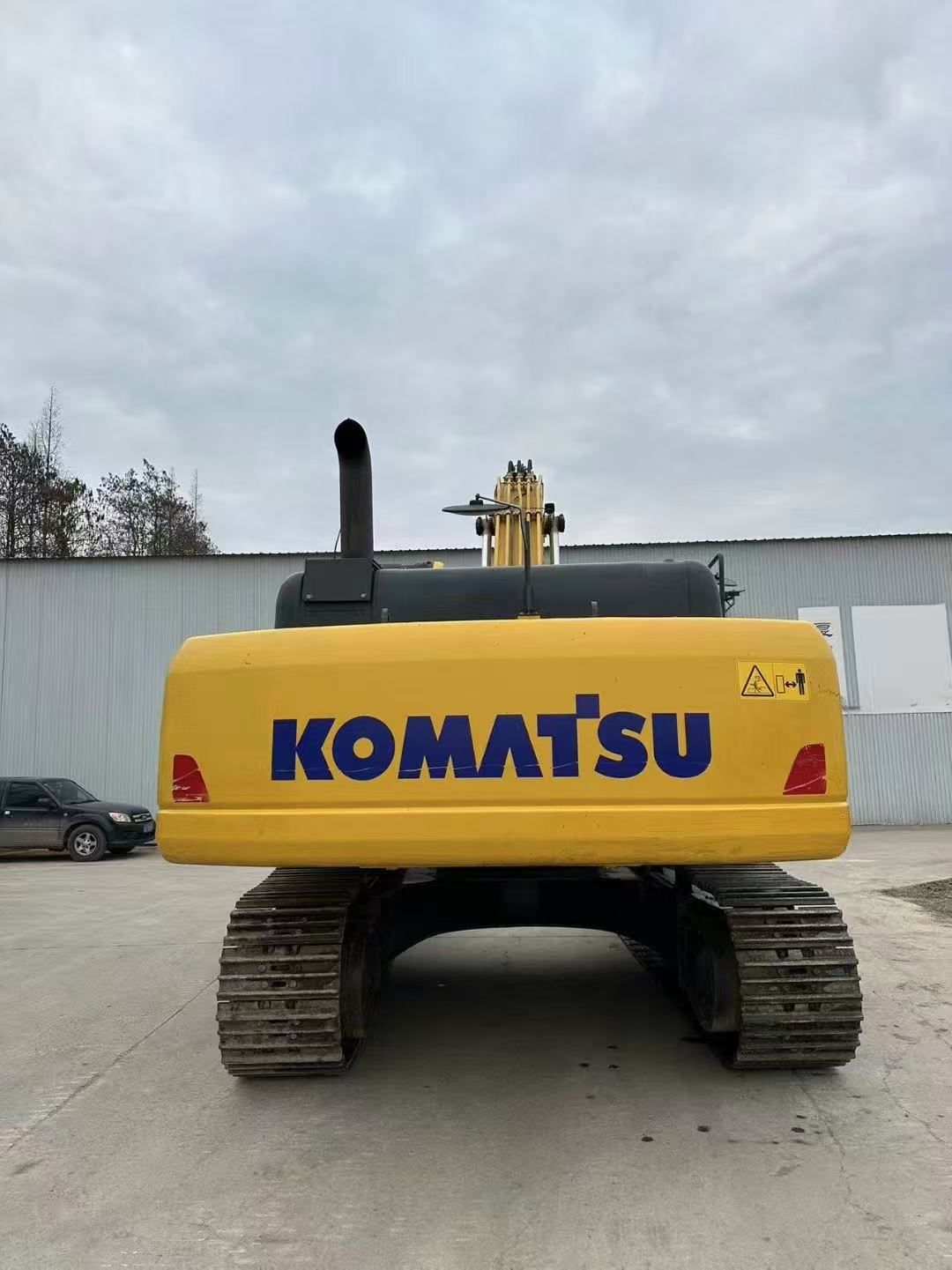 Komatsu PC360 excavator — photo 5