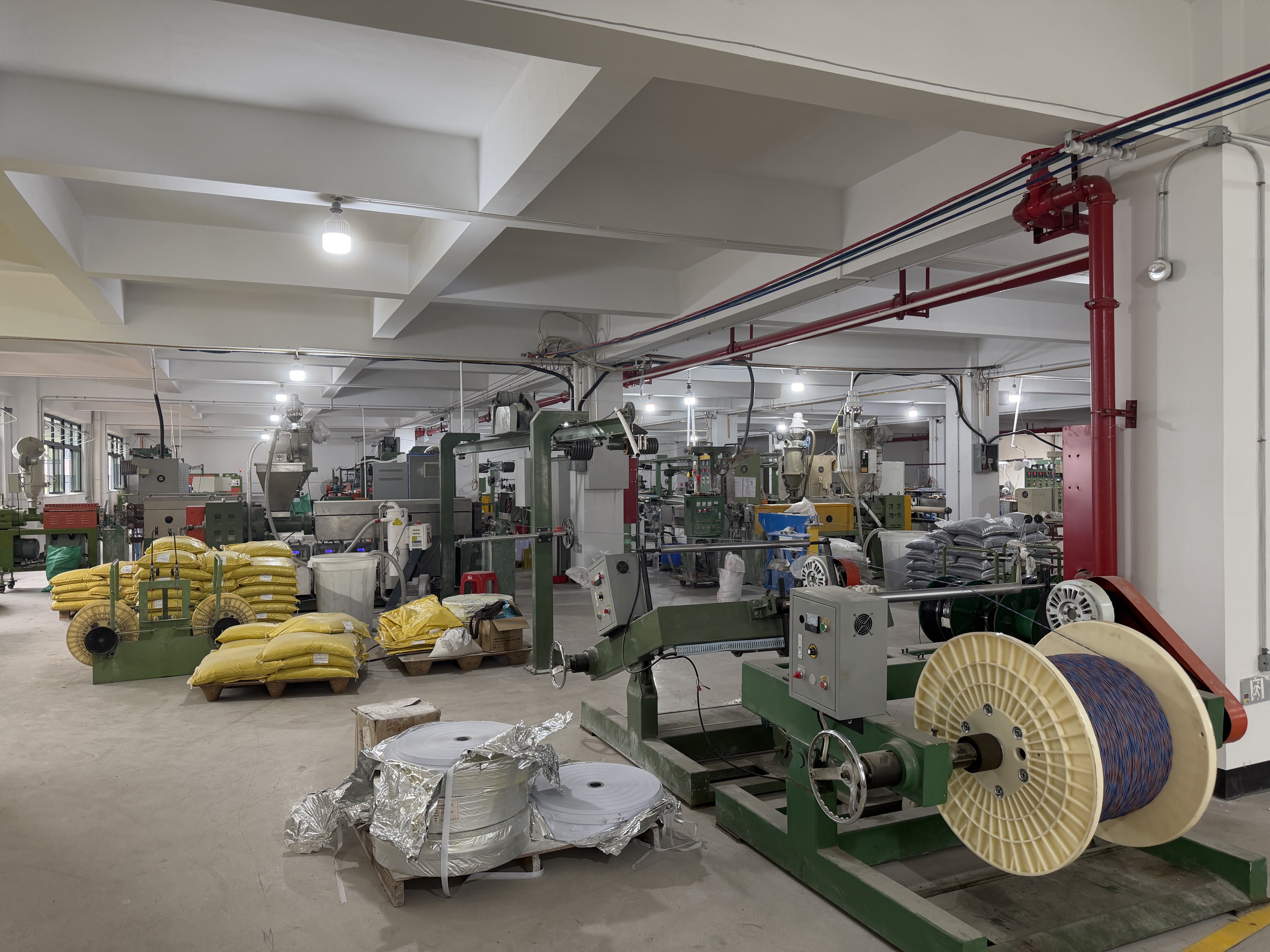 XENREE wire extrusion production equipment