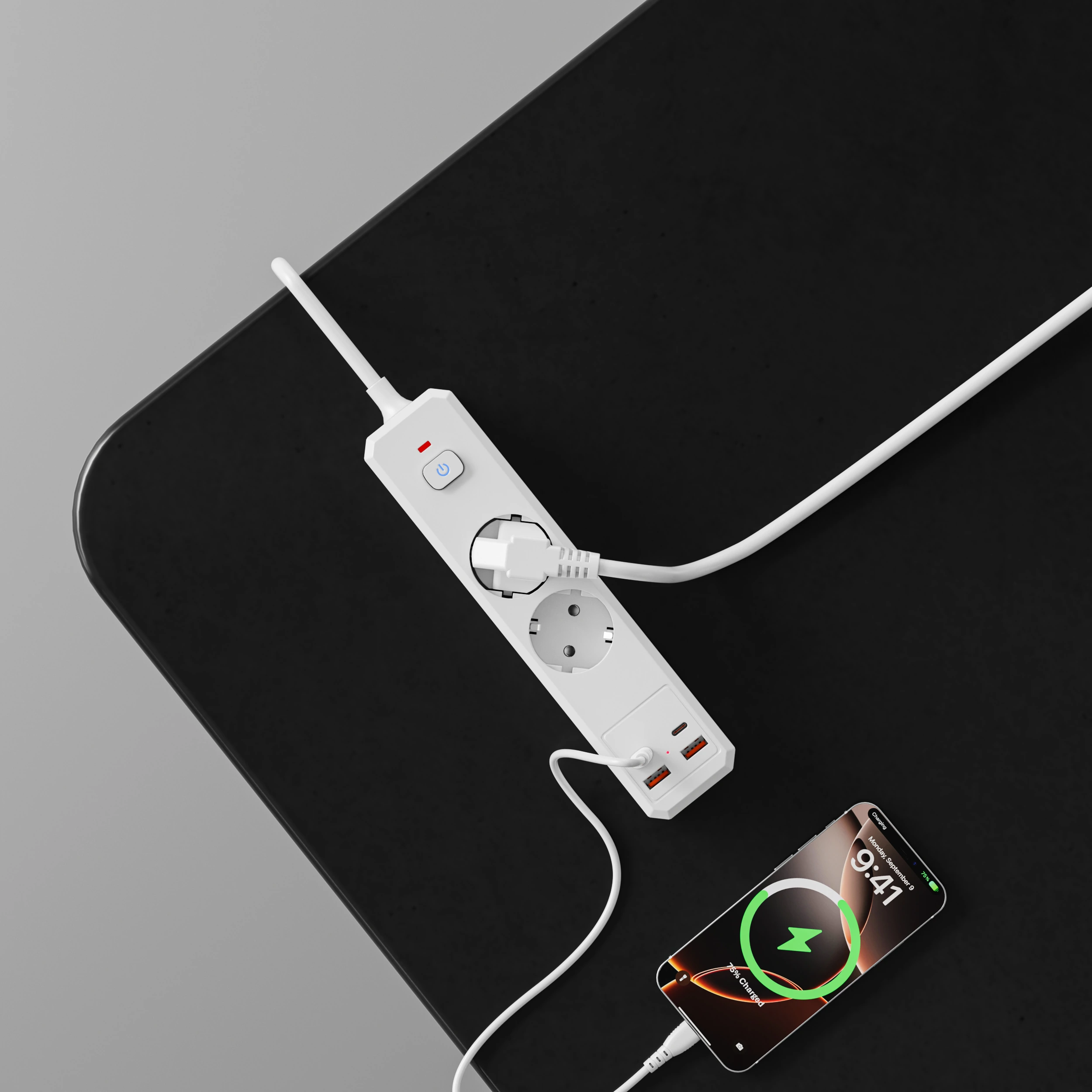 XR-EU-A2U power strip product scene