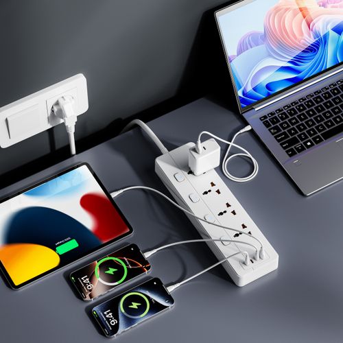 XR-WNC-B4U power strip in multi-device workspace use